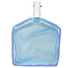 Peneira metálica para piscina